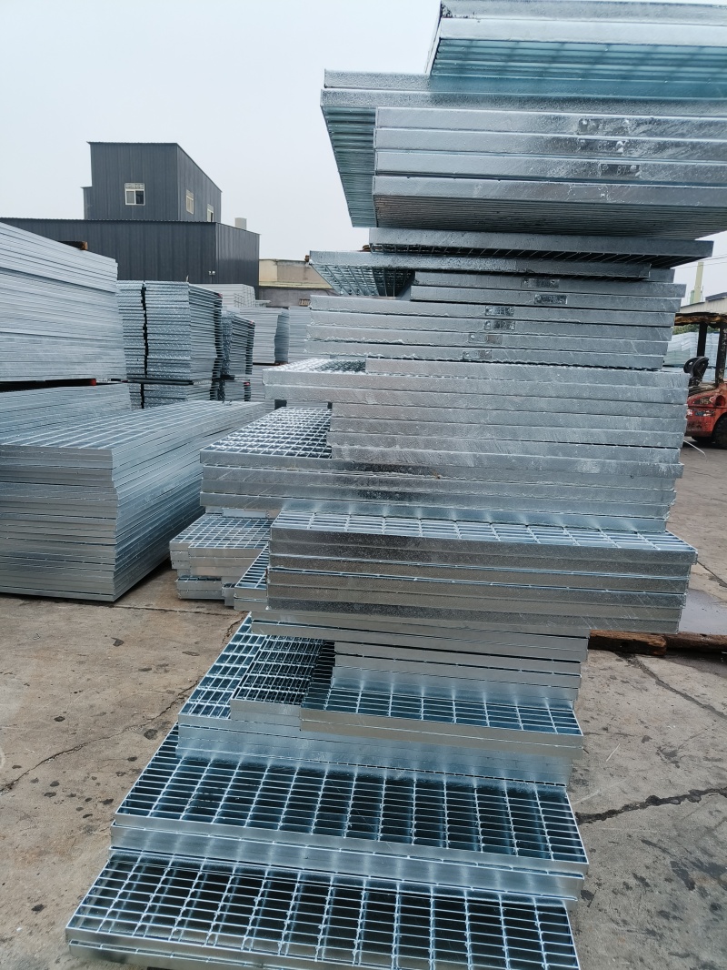 What should I do if the steel grating is deformed?